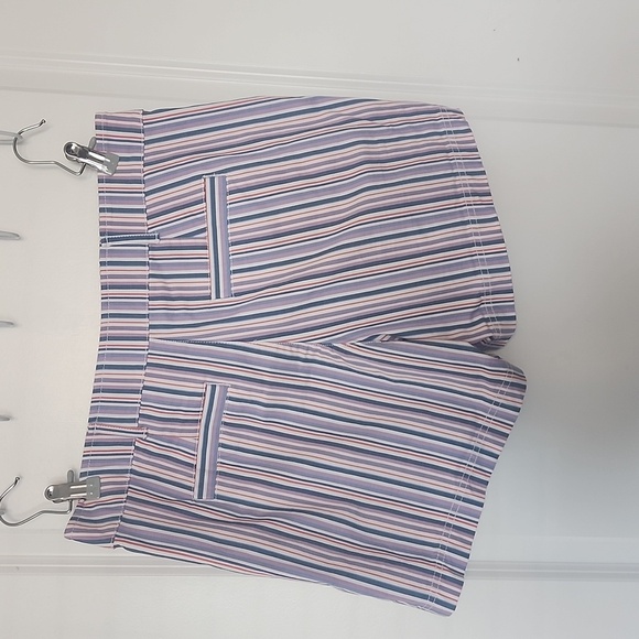 Gap Striped Shorts Size 12 - Picture 2 of 4